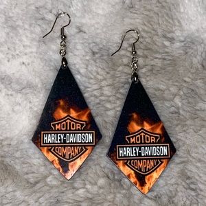 HARLEY DAVIDSON EARRINGS.